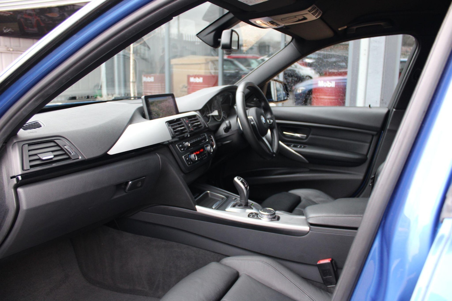 Used BMW 3 Series 2015 for sale - 77108873: Photo 12