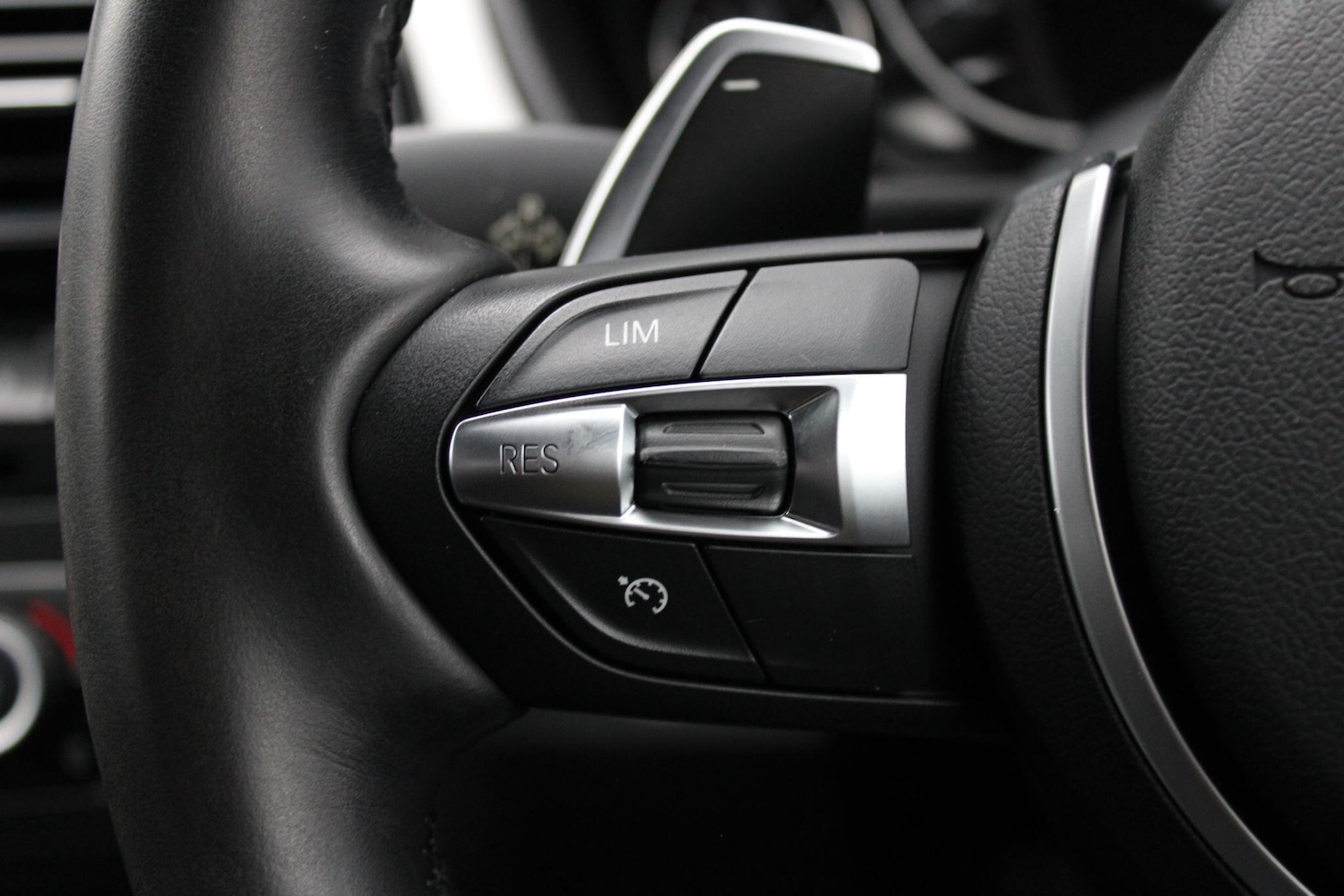 Used BMW 3 Series 2015 for sale - 77108873: Photo 26