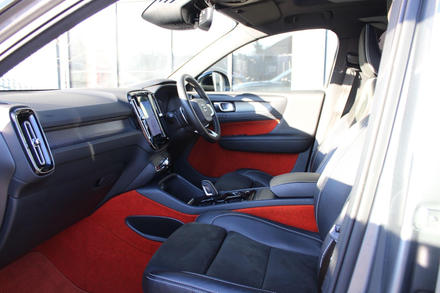 Used Volvo XC40 2018 for sale - 76610202: Photo 12