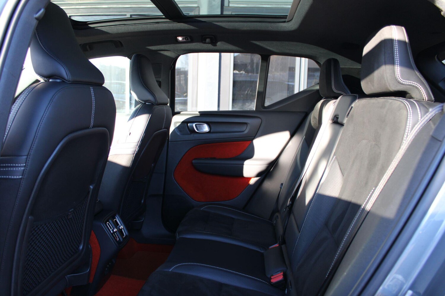 Used Volvo XC40 2018 for sale - 76610202: Photo 15