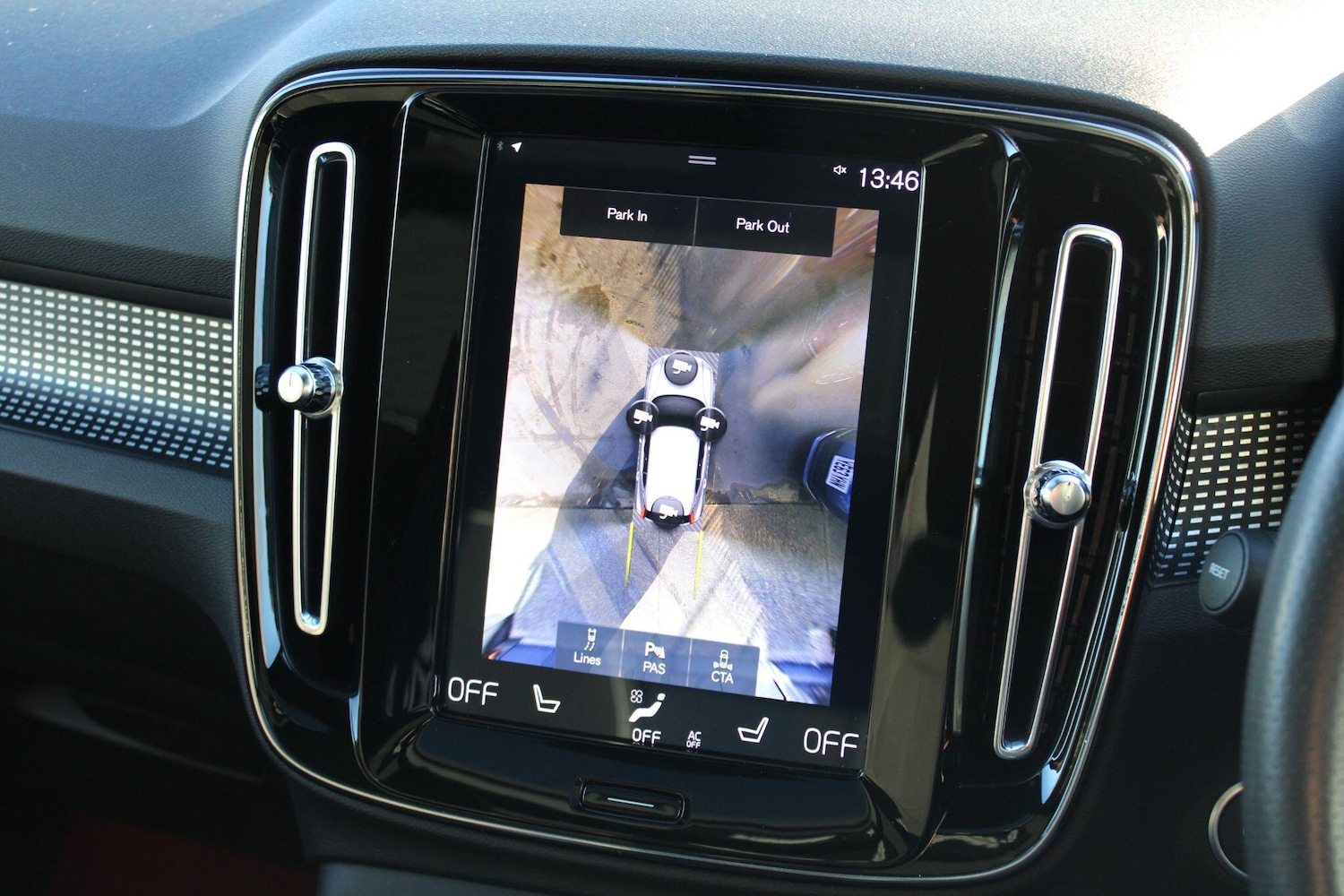 Used Volvo XC40 2018 for sale - 76610202: Photo 20