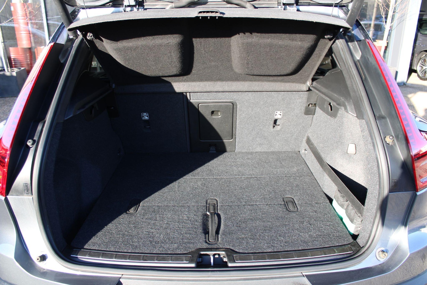 Used Volvo XC40 2018 for sale - 76610202: Photo 44