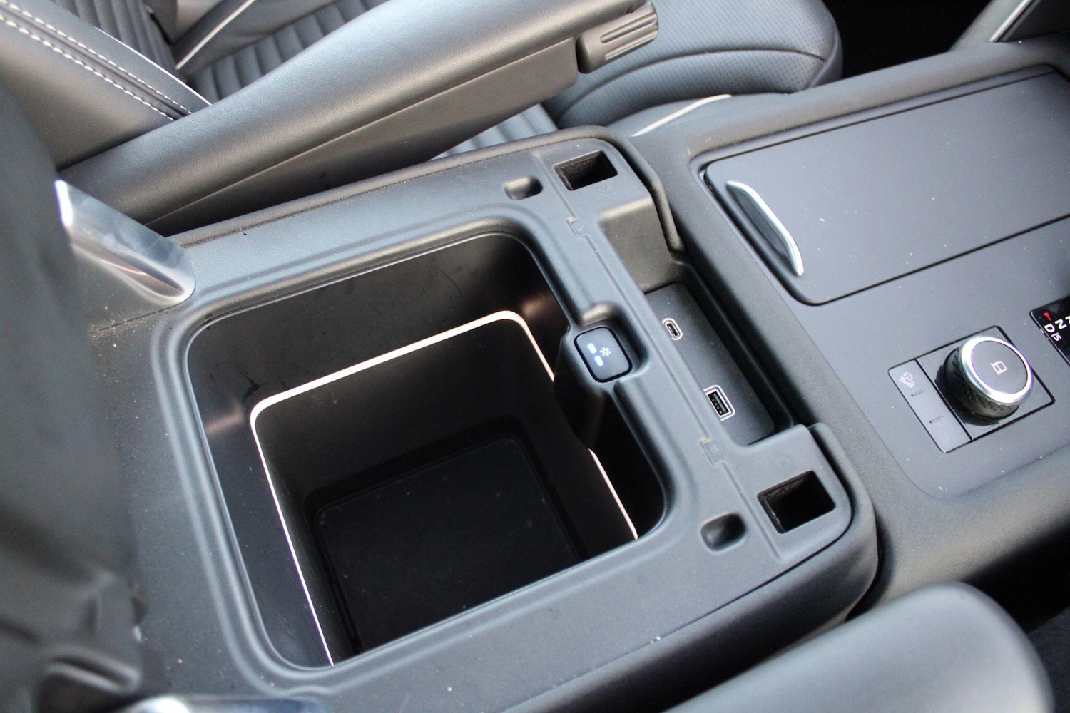 Used Land Rover Discovery 2023 for sale - 77306202: Photo 41