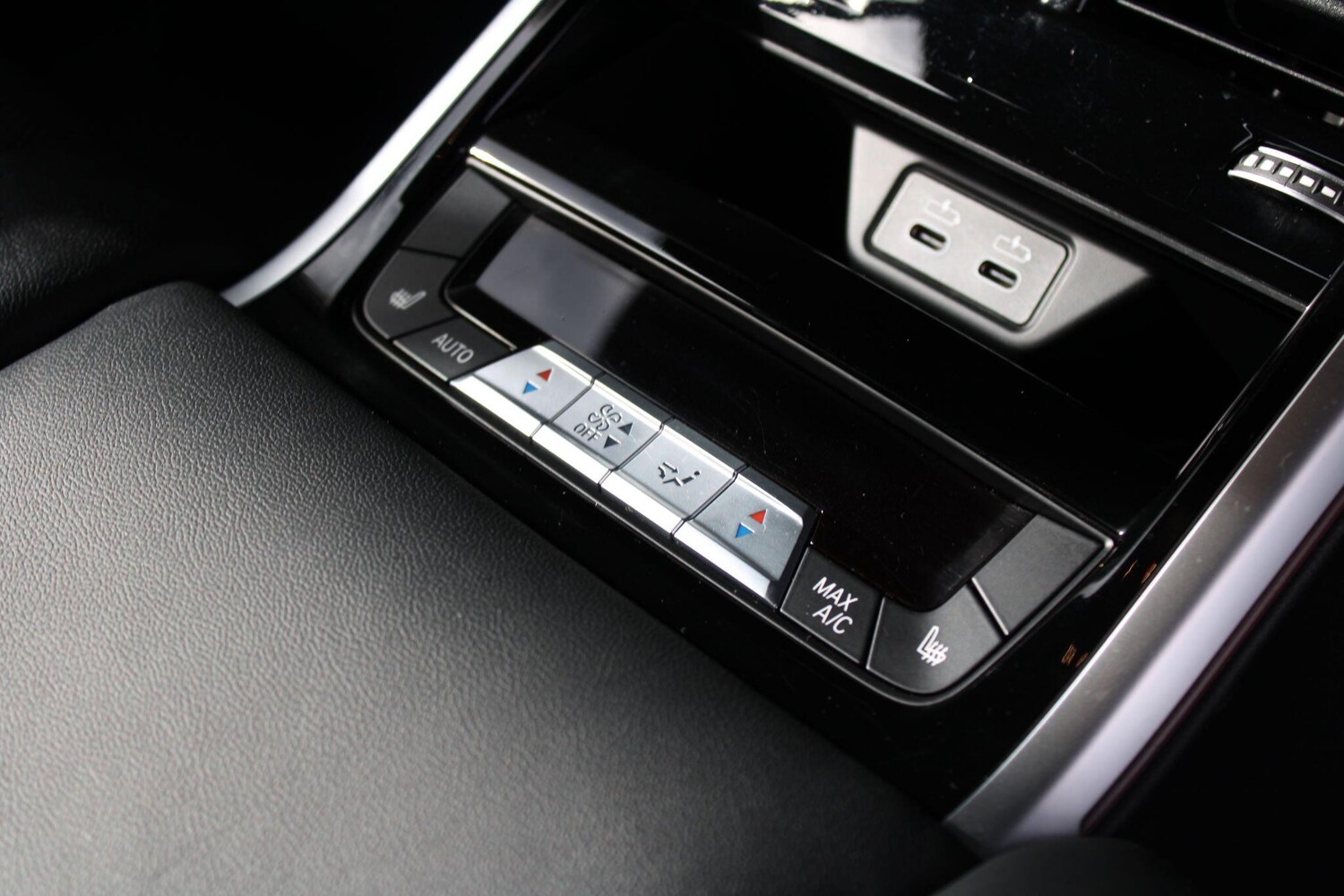 Used BMW 8 Series 2020 for sale - 76610220: Photo 33