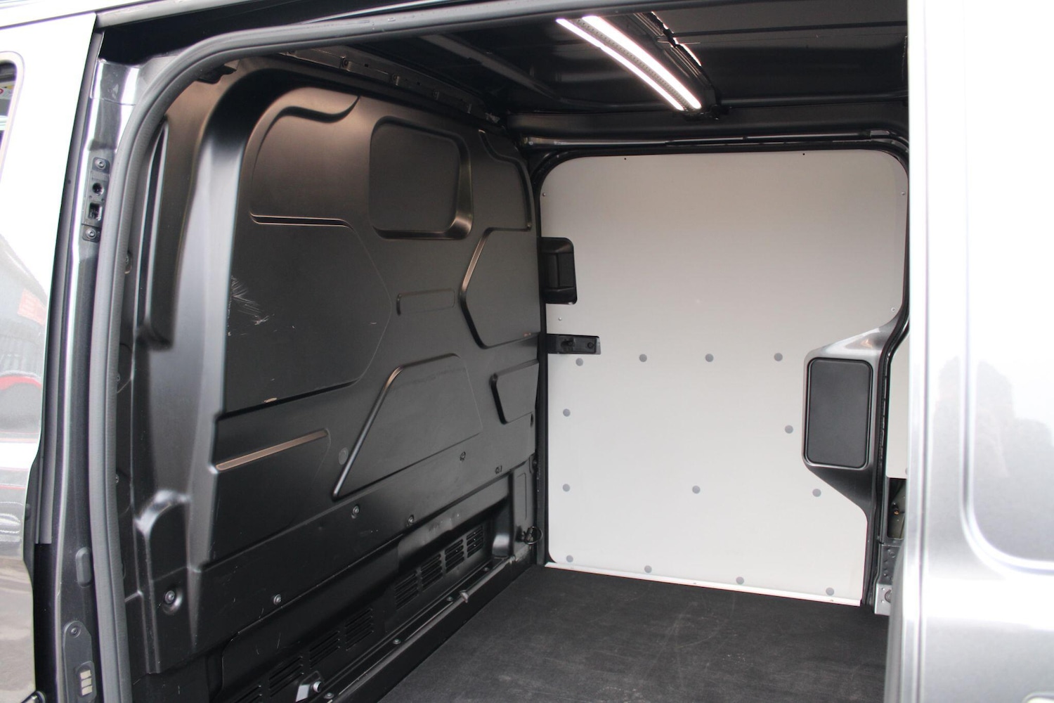 Used Ford Transit Custom 2023 for sale - 77081338: Photo 19