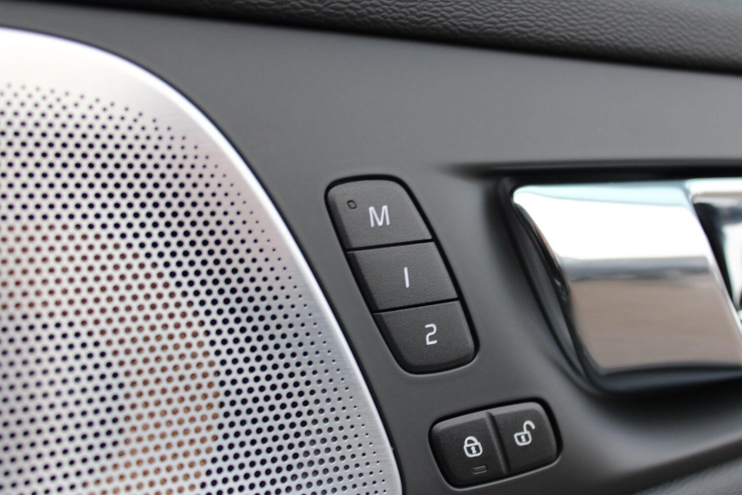 Used Volvo S60 2019 for sale - 77455077: Photo 24