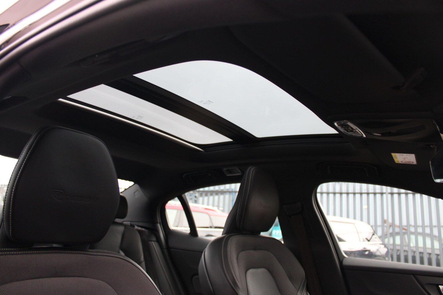 Used Volvo S60 2019 for sale - 77455077: Photo 43