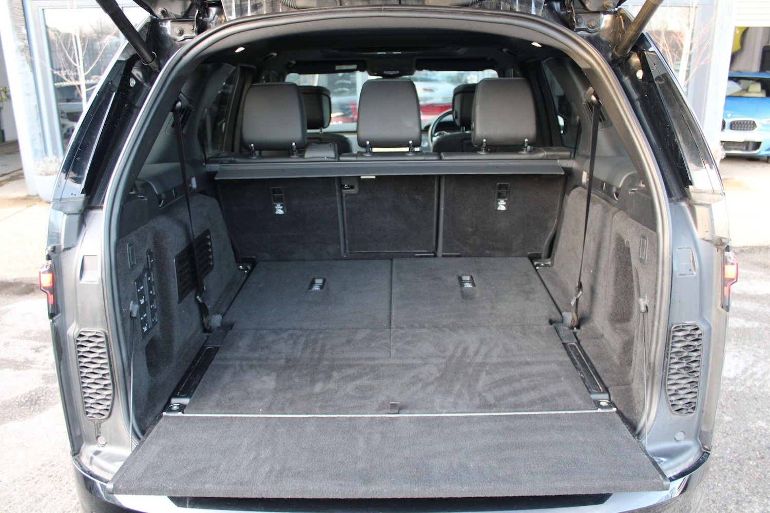 Used Land Rover Discovery 2023 for sale - 77524987: Photo 43