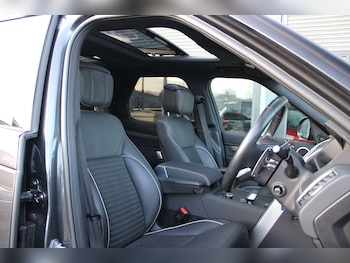 Used Land Rover Discovery 2023 for sale - 77524987: Photo