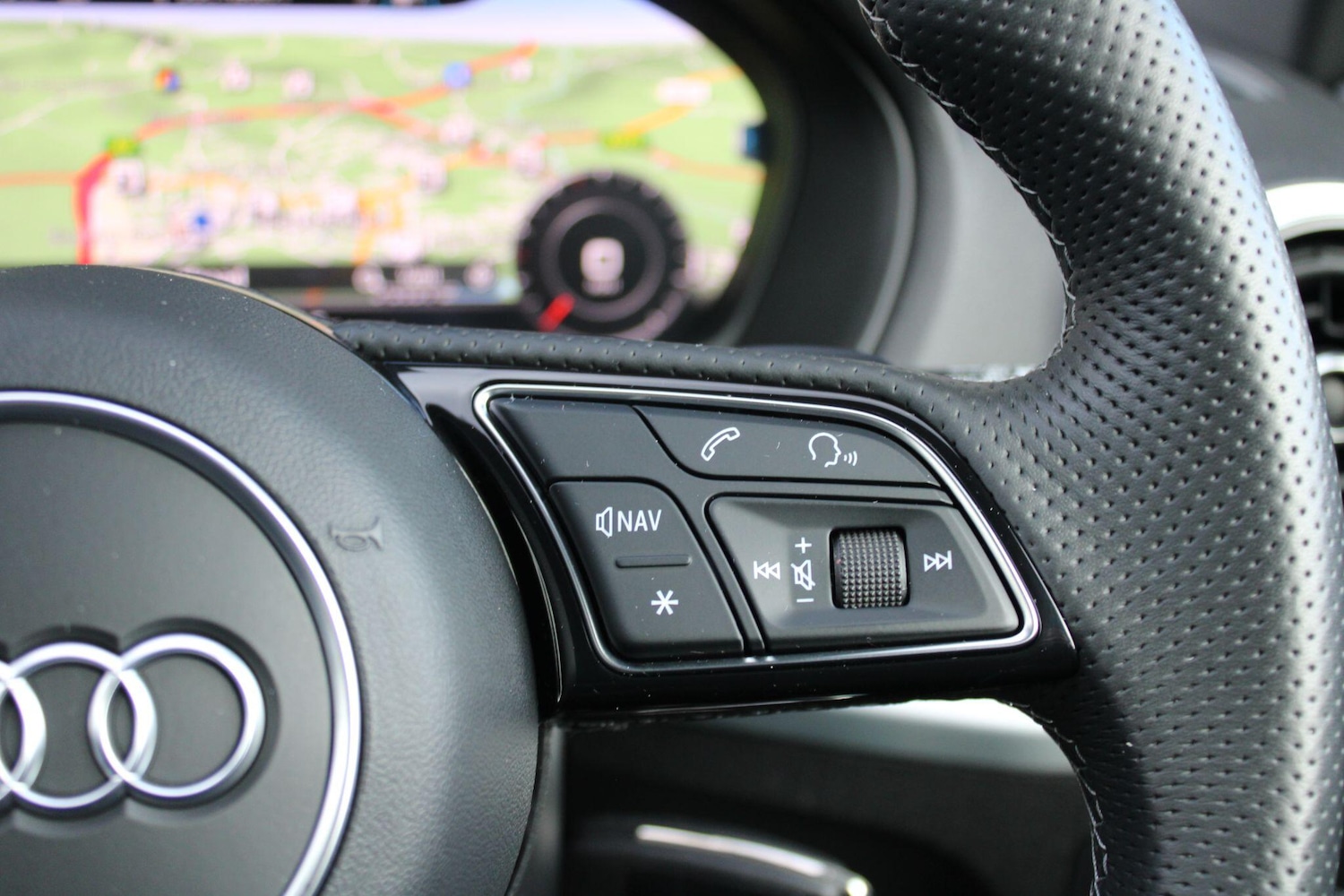 Used Audi Q2 for sale - 77215655: Photo 27