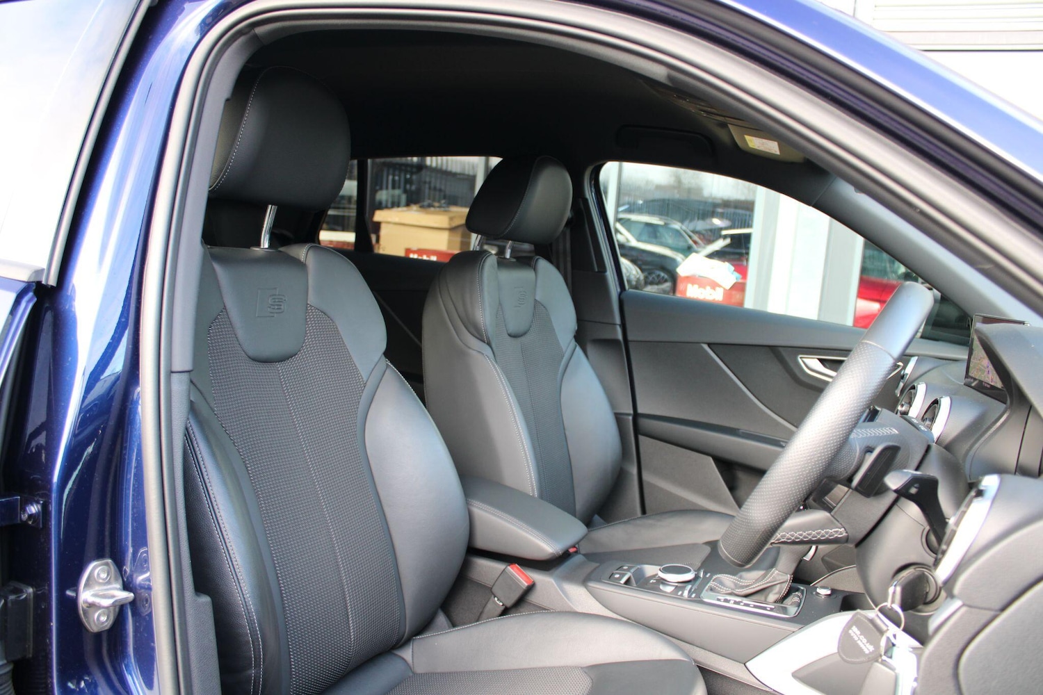 Used Audi Q2 for sale - 77215655: Photo 3