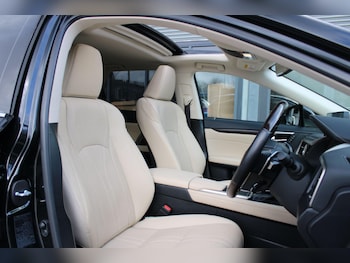 Used Lexus RX L 2022 for sale - 77216074: Photo