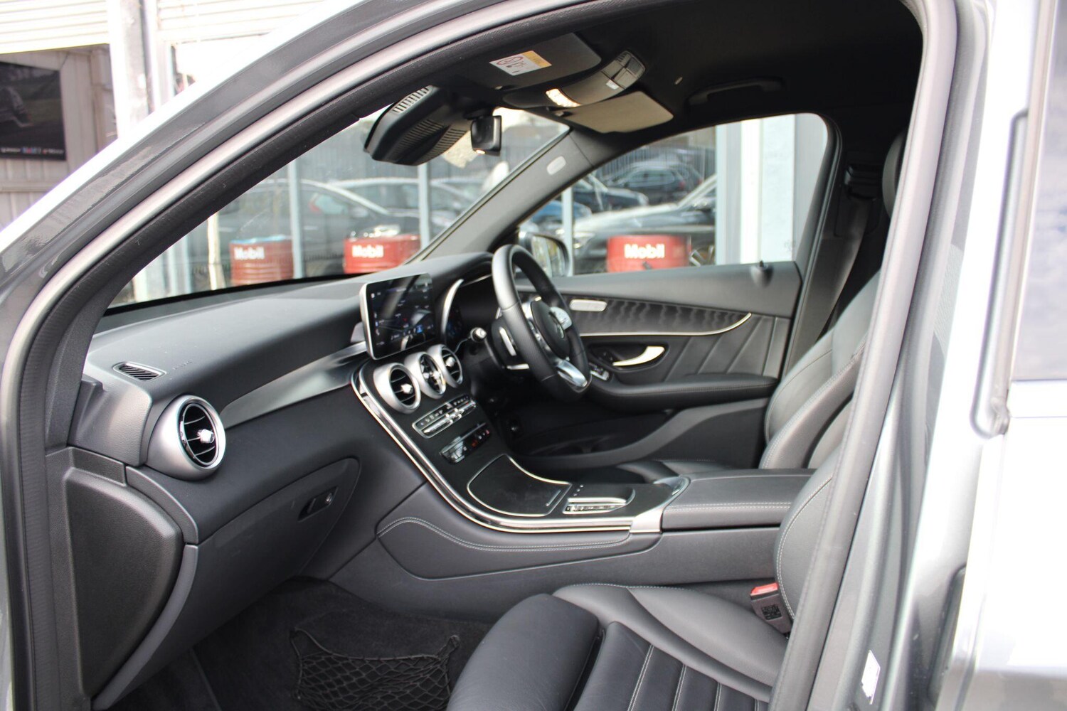 Used Mercedes-Benz GLC 2019 for sale - 76610221: Photo 12