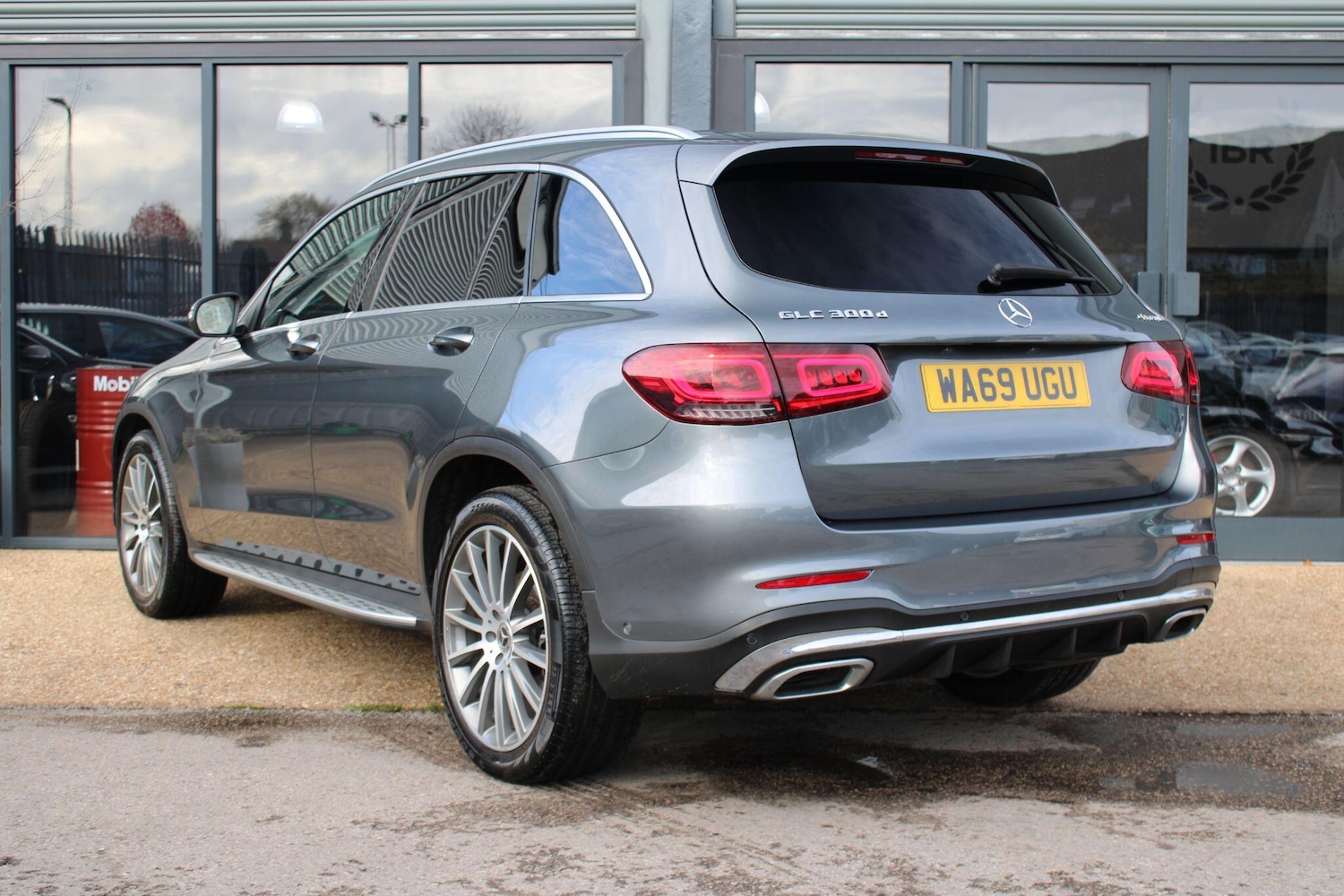 Used Mercedes-Benz GLC 2019 for sale - 76610221: Photo 2