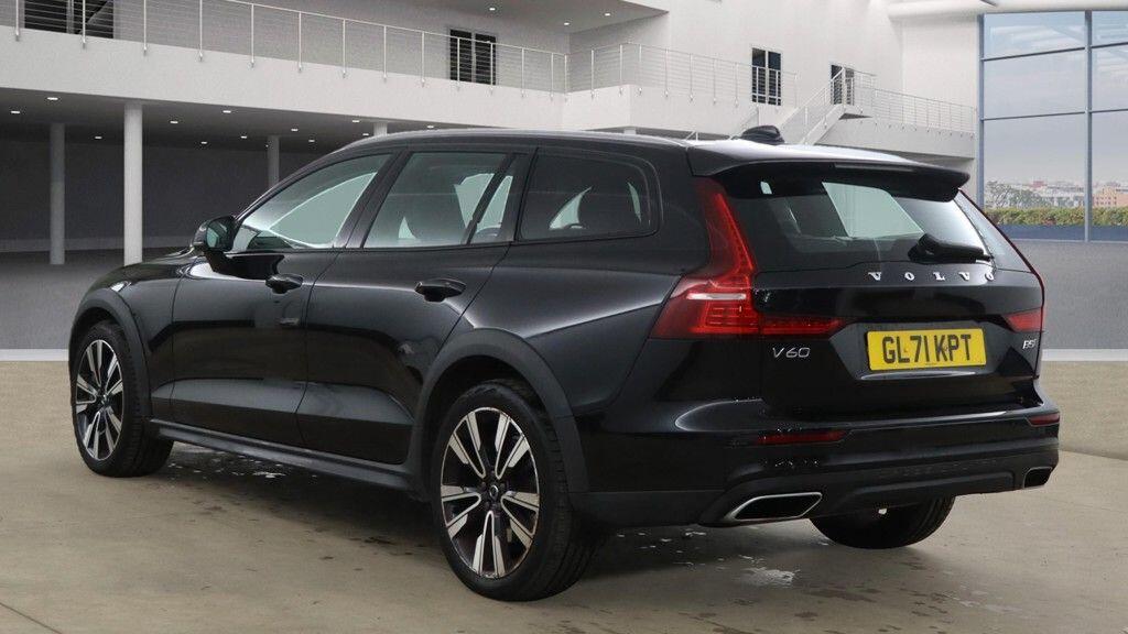 Used Volvo V60 Cross Country 2021 for sale - 77109467: Photo 2