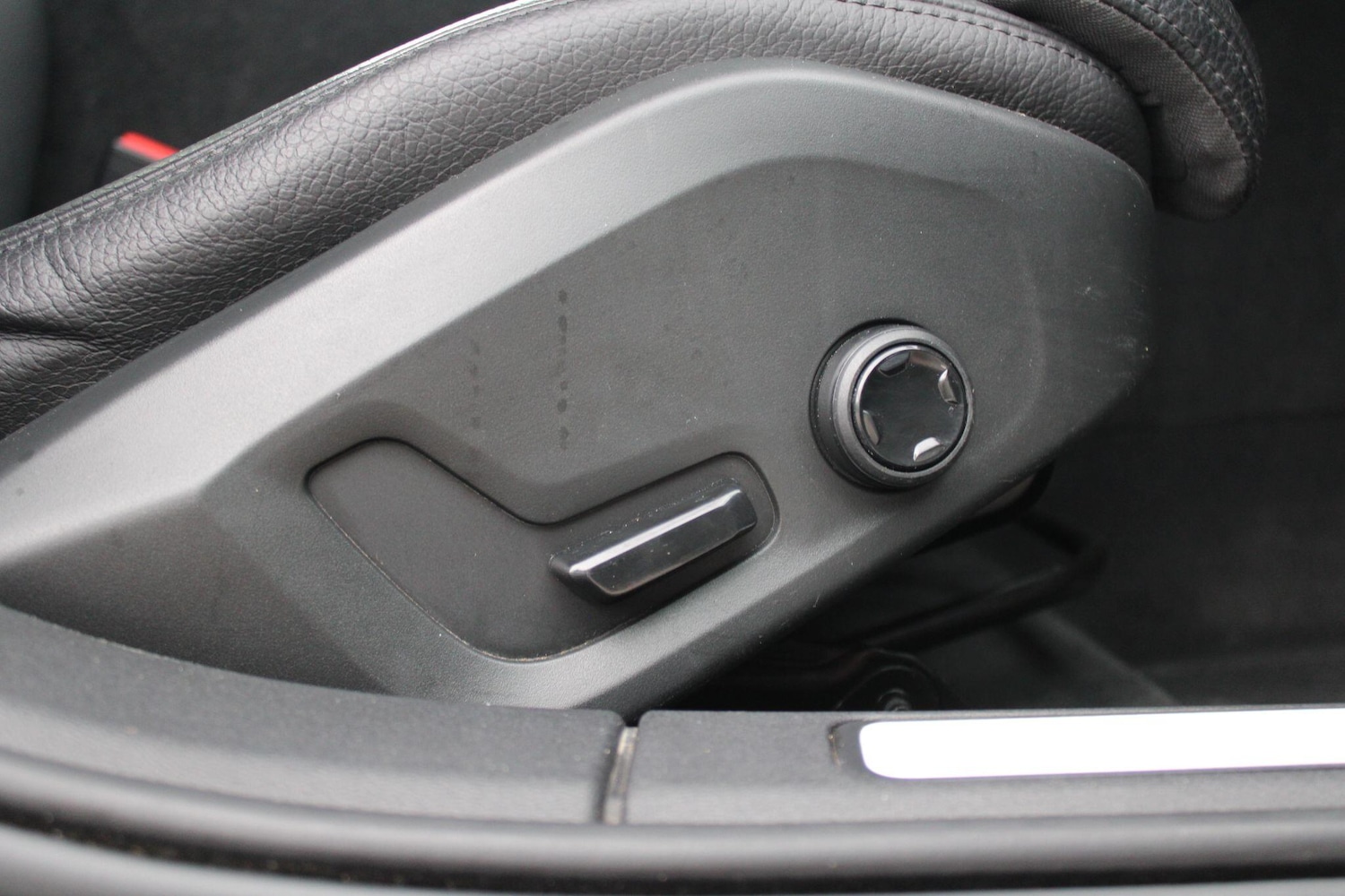 Used Volvo V60 Cross Country 2021 for sale - 77109467: Photo 27