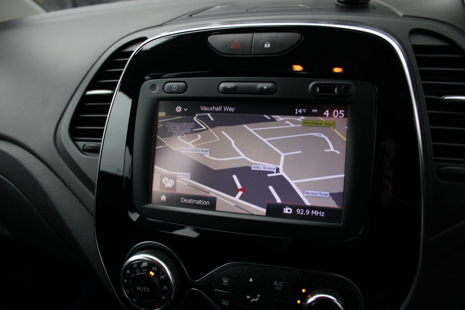 Used Renault Captur 2018 for sale - 76610226: Photo 18