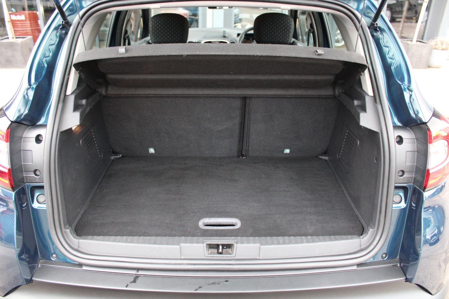 Used Renault Captur 2018 for sale - 76610226: Photo 30