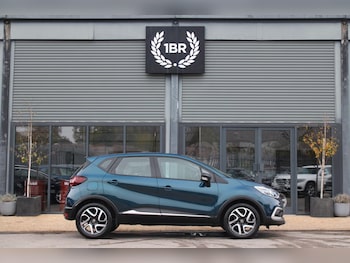 Used Renault Captur 2018 for sale - 76610226: Photo