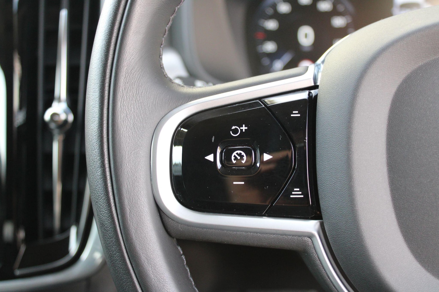 Used Volvo V90 2019 for sale - 76610190: Photo 27