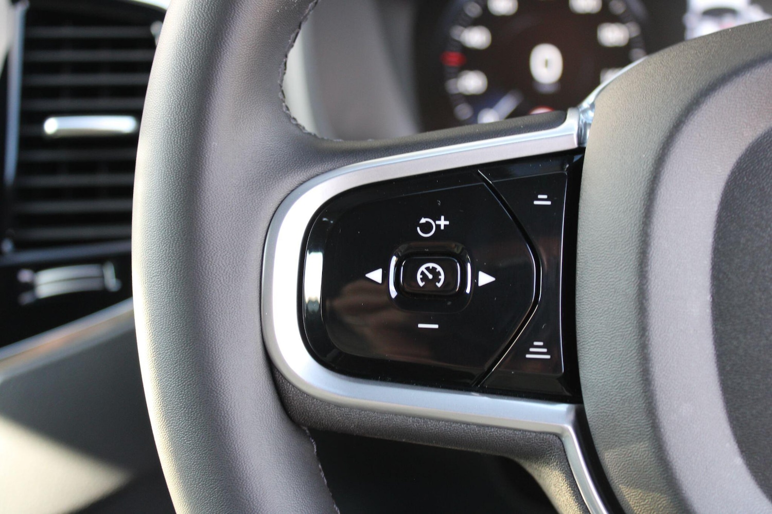 Used Volvo XC90 2021 for sale - 76610193: Photo 26