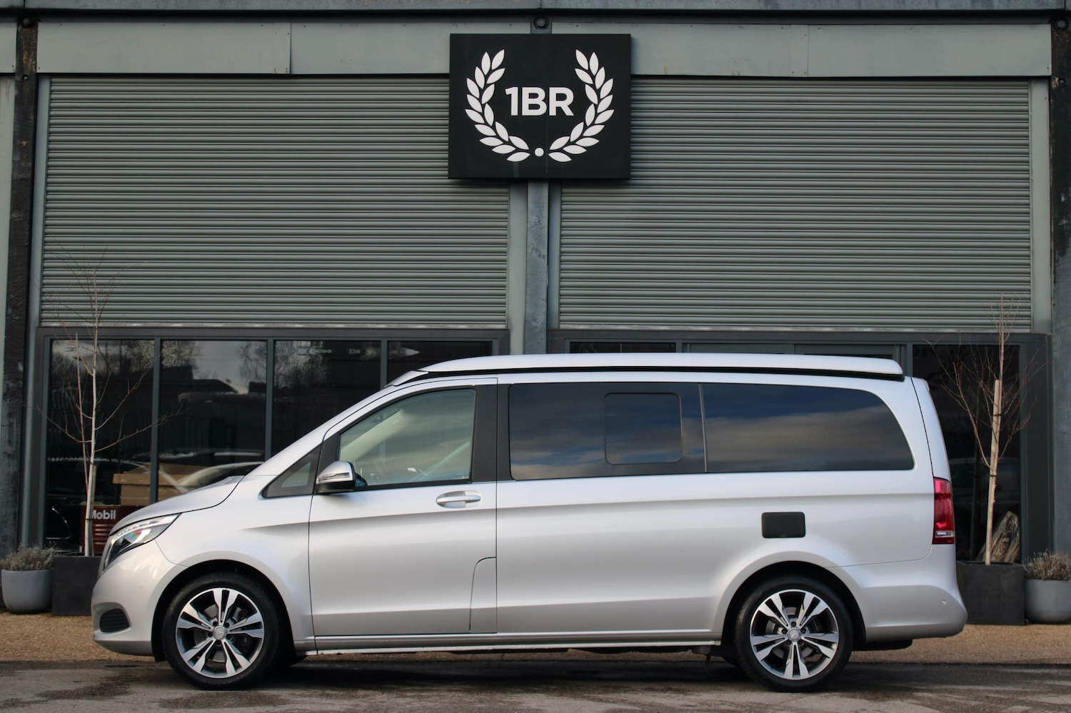 Used Mercedes-Benz V-Class 2017 for sale - 77203601: Photo 12