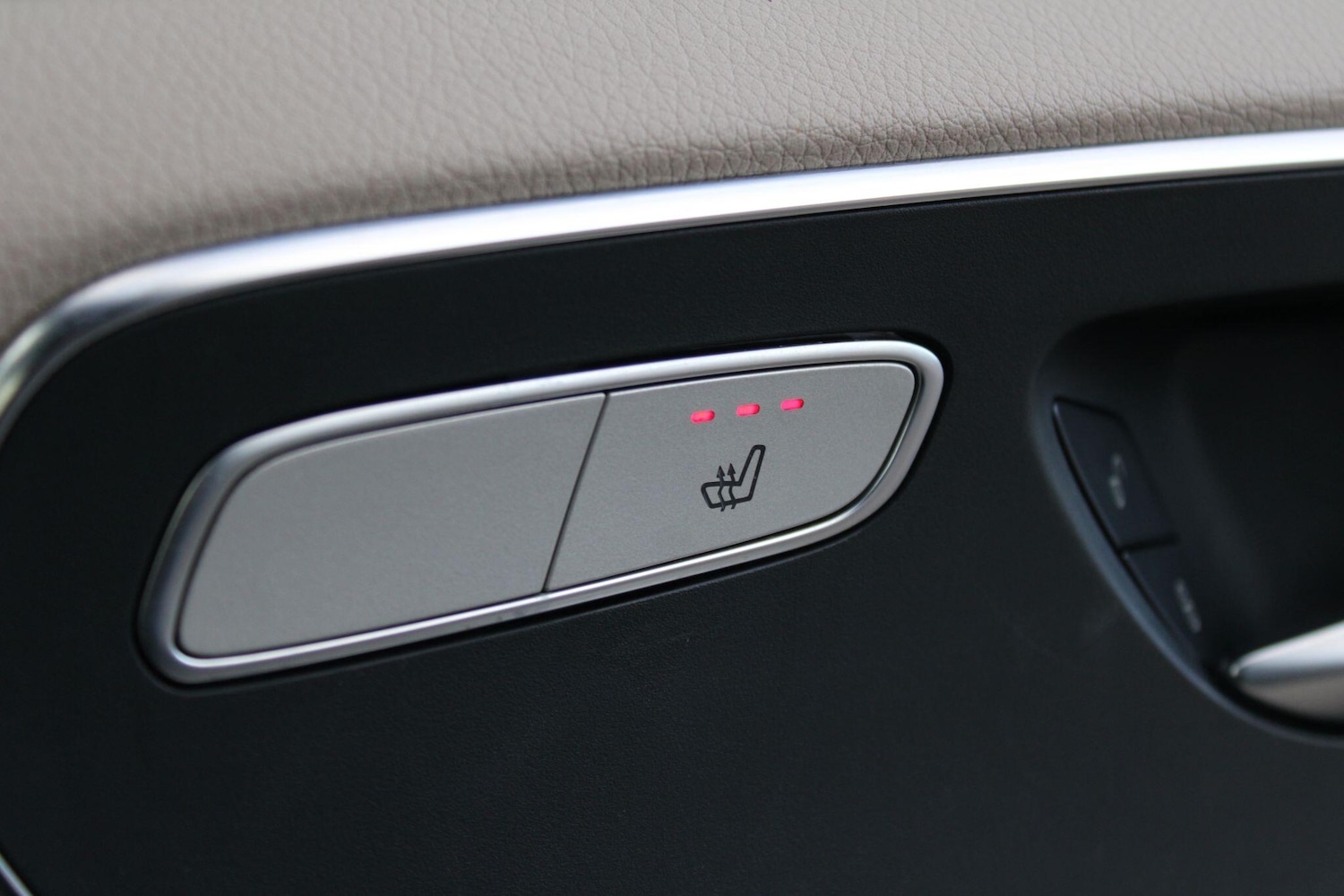 Used Mercedes-Benz V-Class 2017 for sale - 77203601: Photo 28