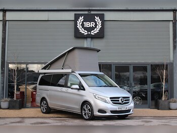 Used Mercedes-Benz V-Class 2017 for sale - 77203601: Photo