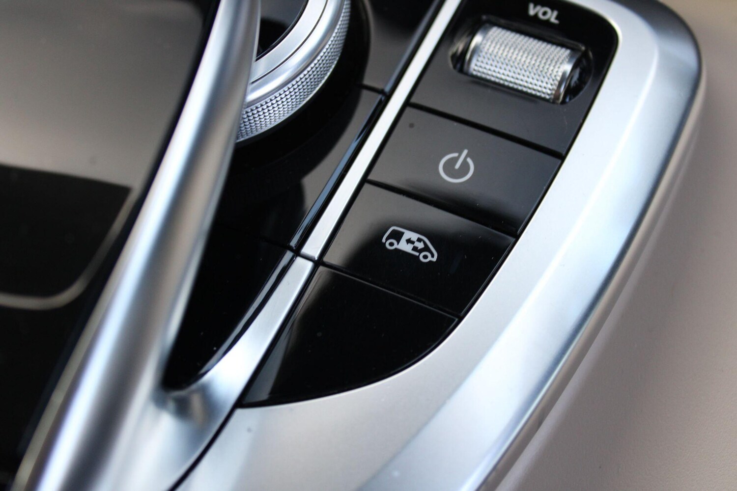 Used Mercedes-Benz V-Class 2017 for sale - 77203601: Photo 34