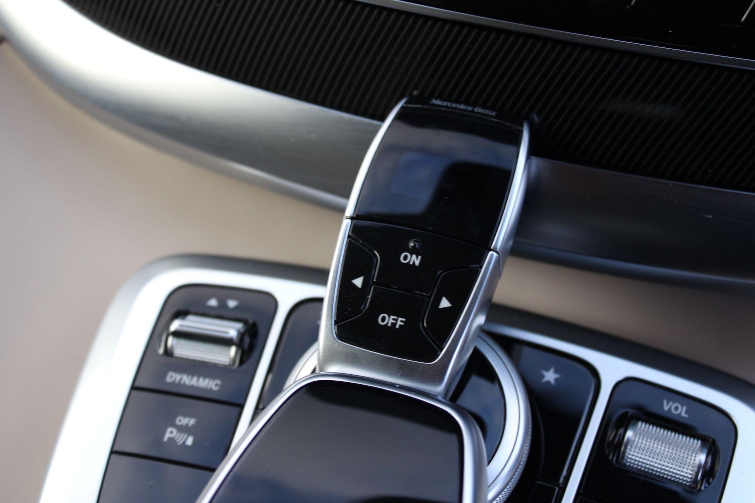 Used Mercedes-Benz V-Class 2017 for sale - 77203601: Photo 35