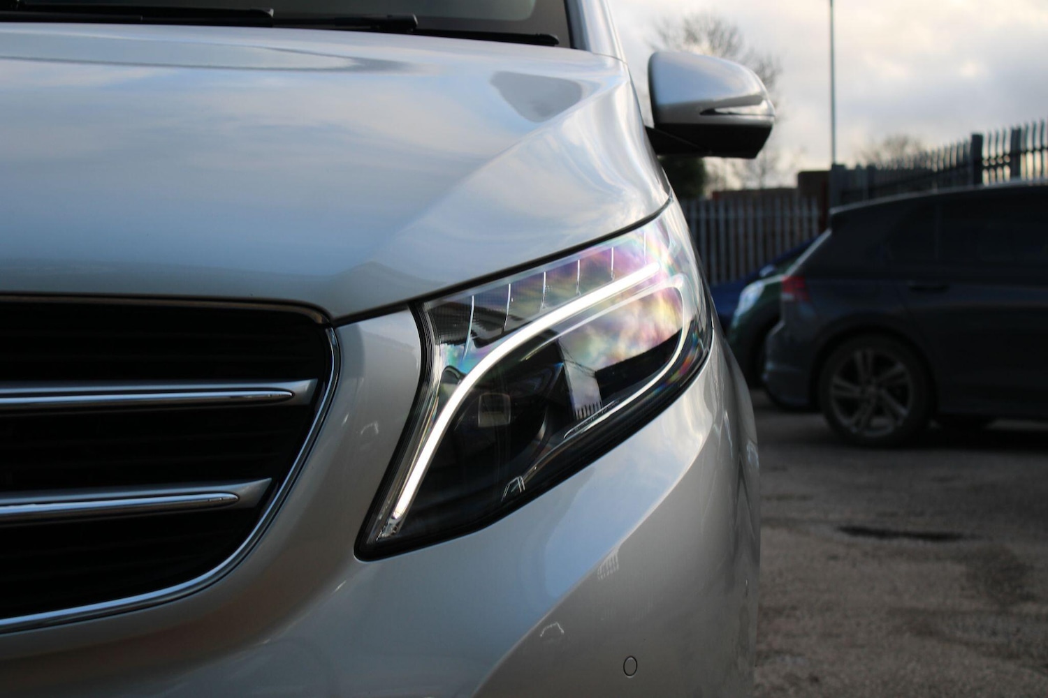 Used Mercedes-Benz V-Class 2017 for sale - 77203601: Photo 38