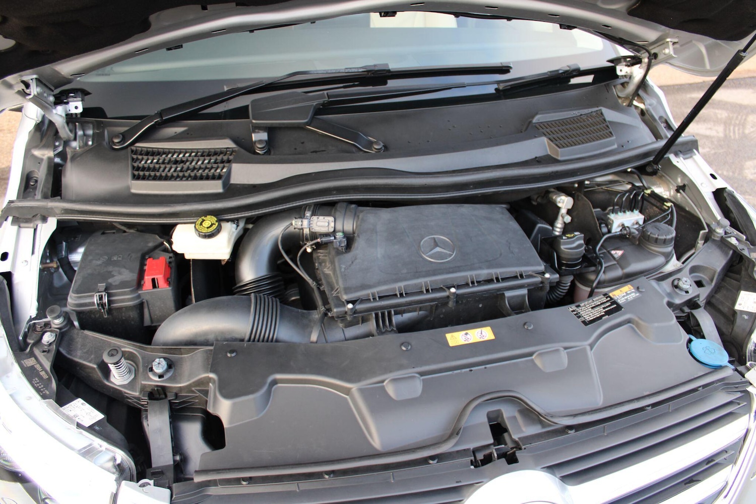 Used Mercedes-Benz V-Class 2017 for sale - 77203601: Photo 46