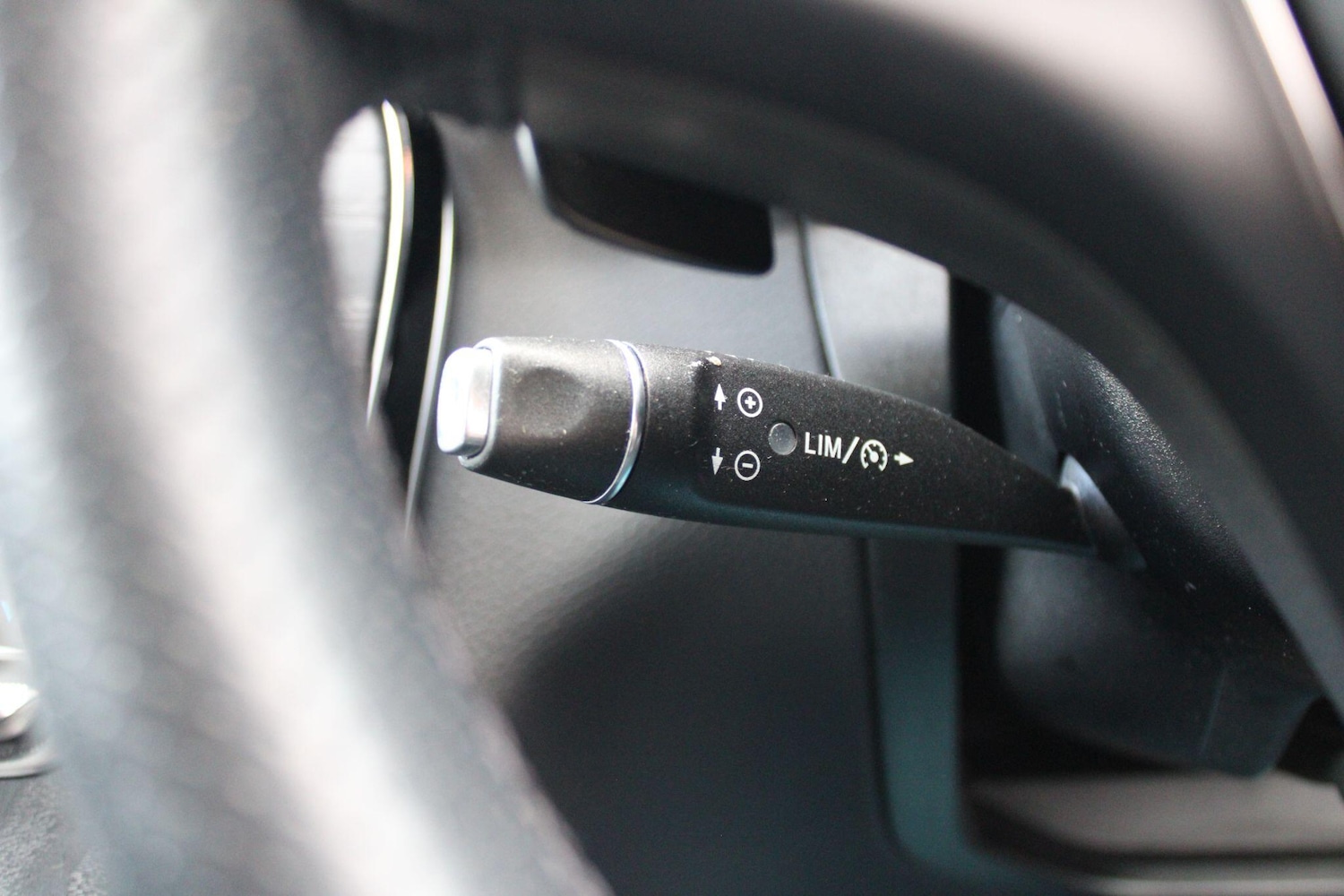 Used Mercedes-Benz GLC 2018 for sale - 76610224: Photo 28