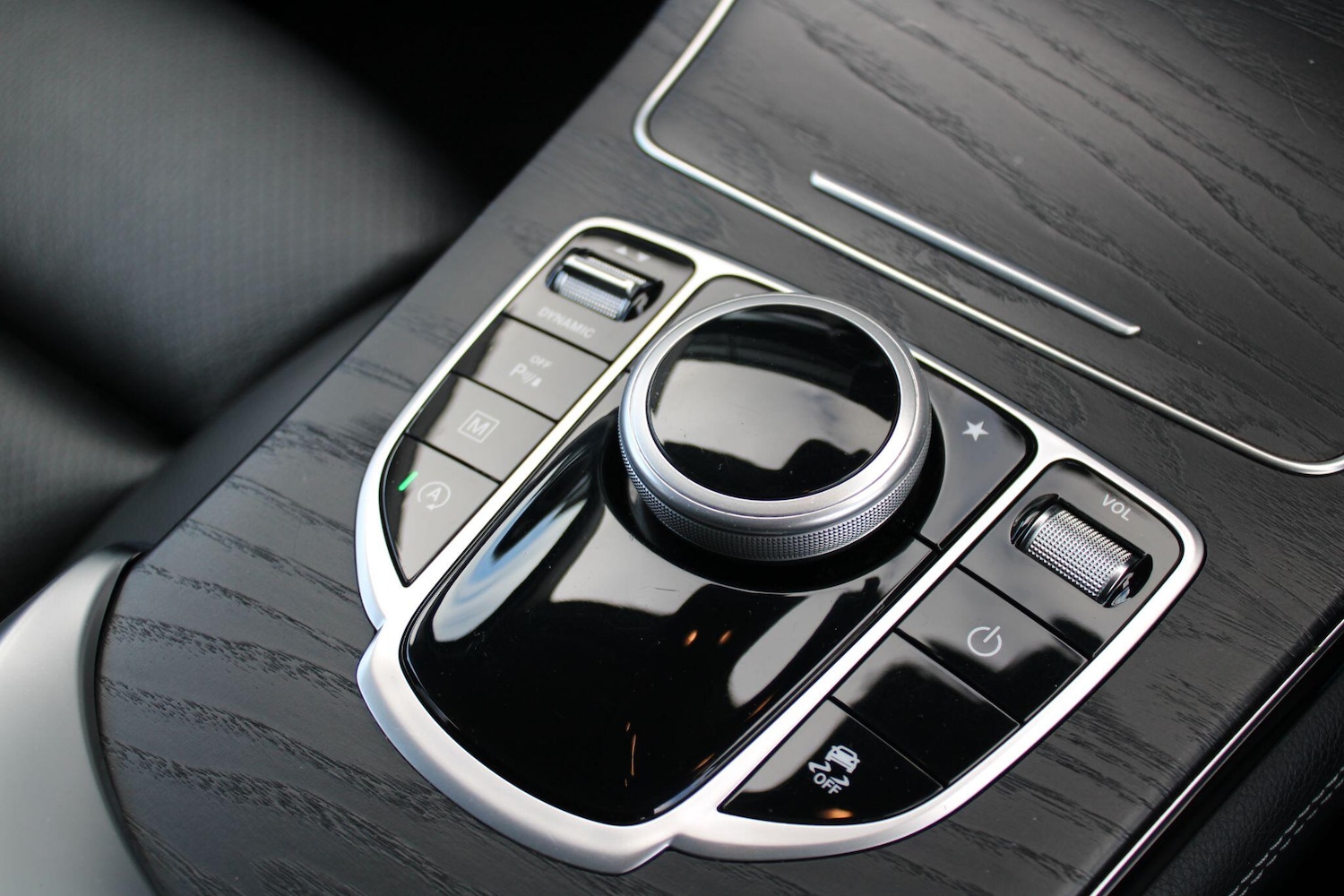 Used Mercedes-Benz GLC 2018 for sale - 76610224: Photo 29