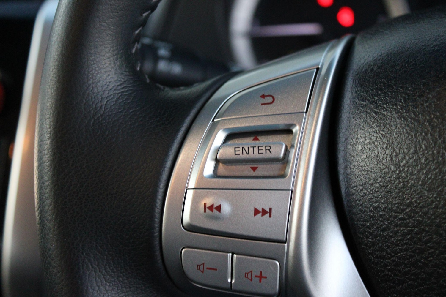 Used Nissan Navara 2017 for sale - 77969929: Photo 23