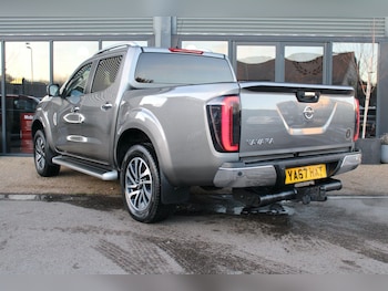 Used Nissan Navara 2017 for sale - 77969929: Photo
