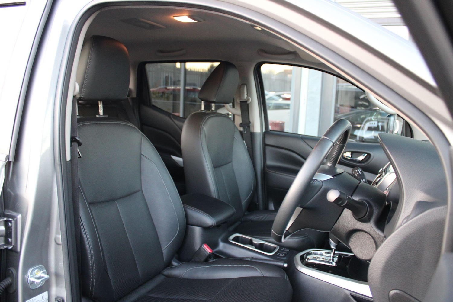 Used Nissan Navara 2017 for sale - 77969929: Photo 3