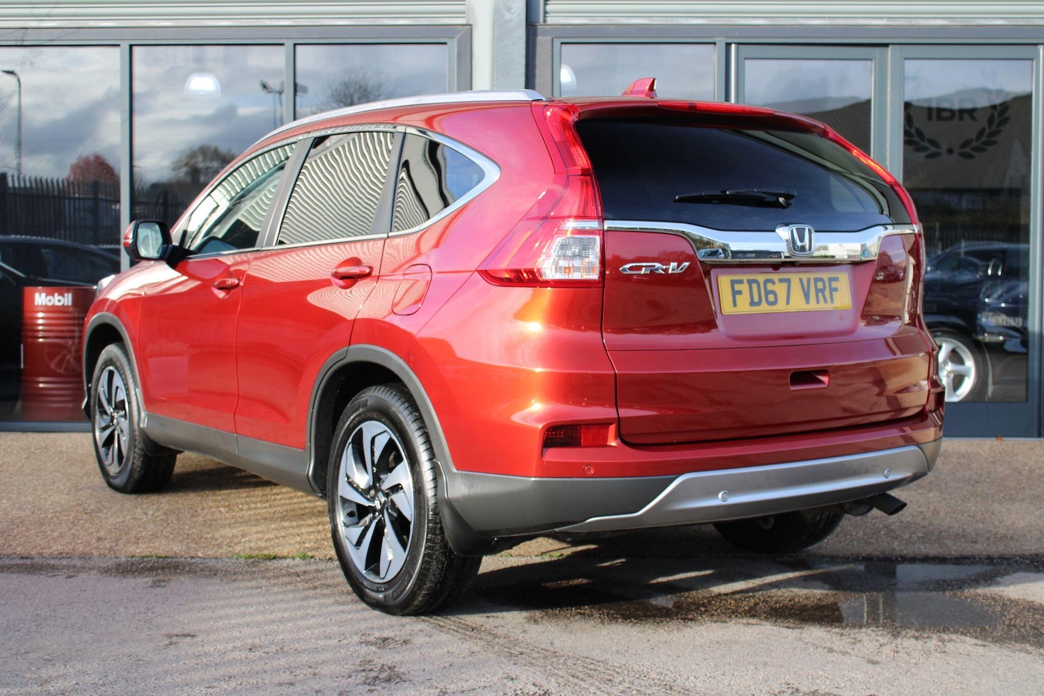 Used Honda CR-V 2018 for sale - 76610214: Photo 2