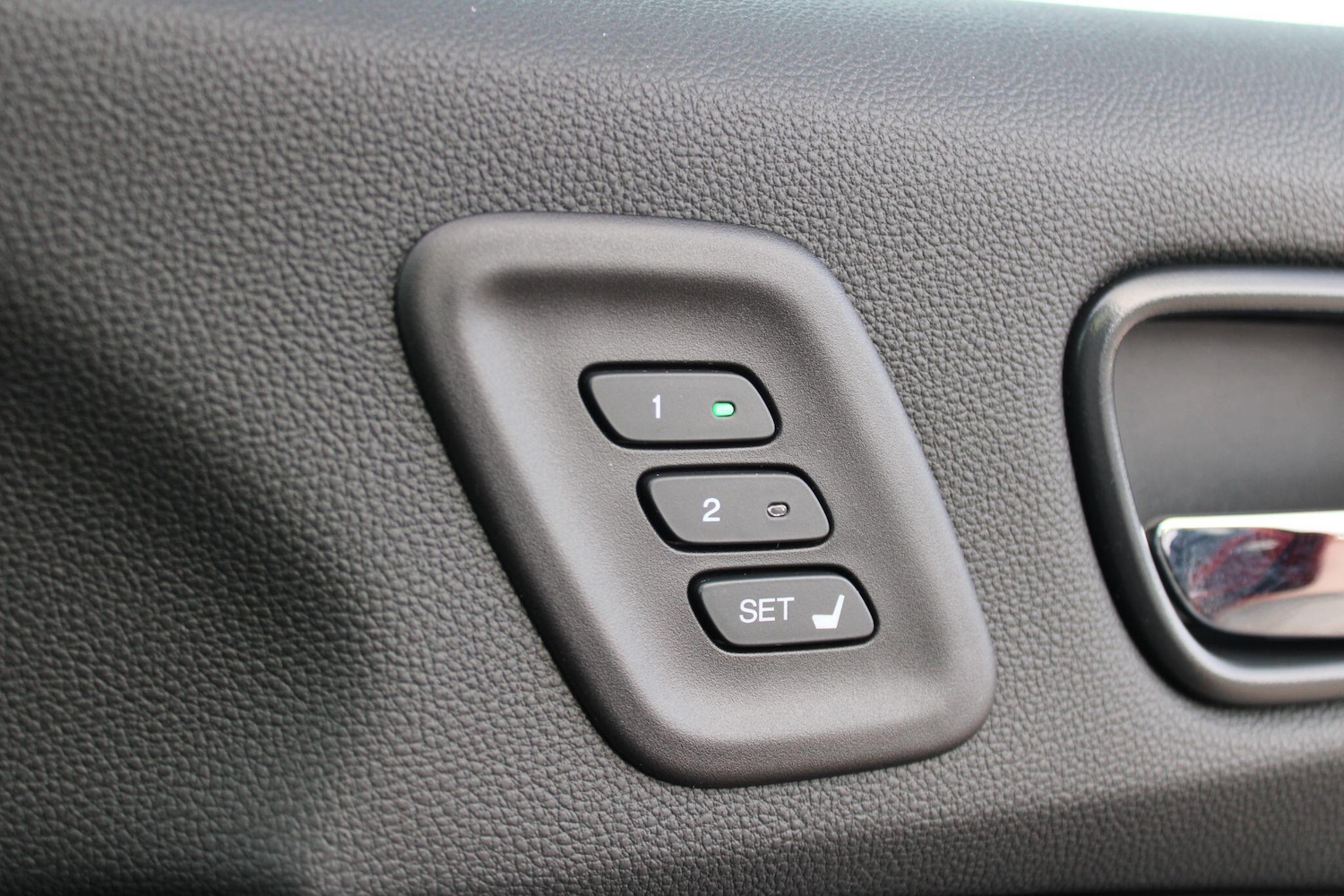 Used Honda CR-V 2018 for sale - 76610214: Photo 26