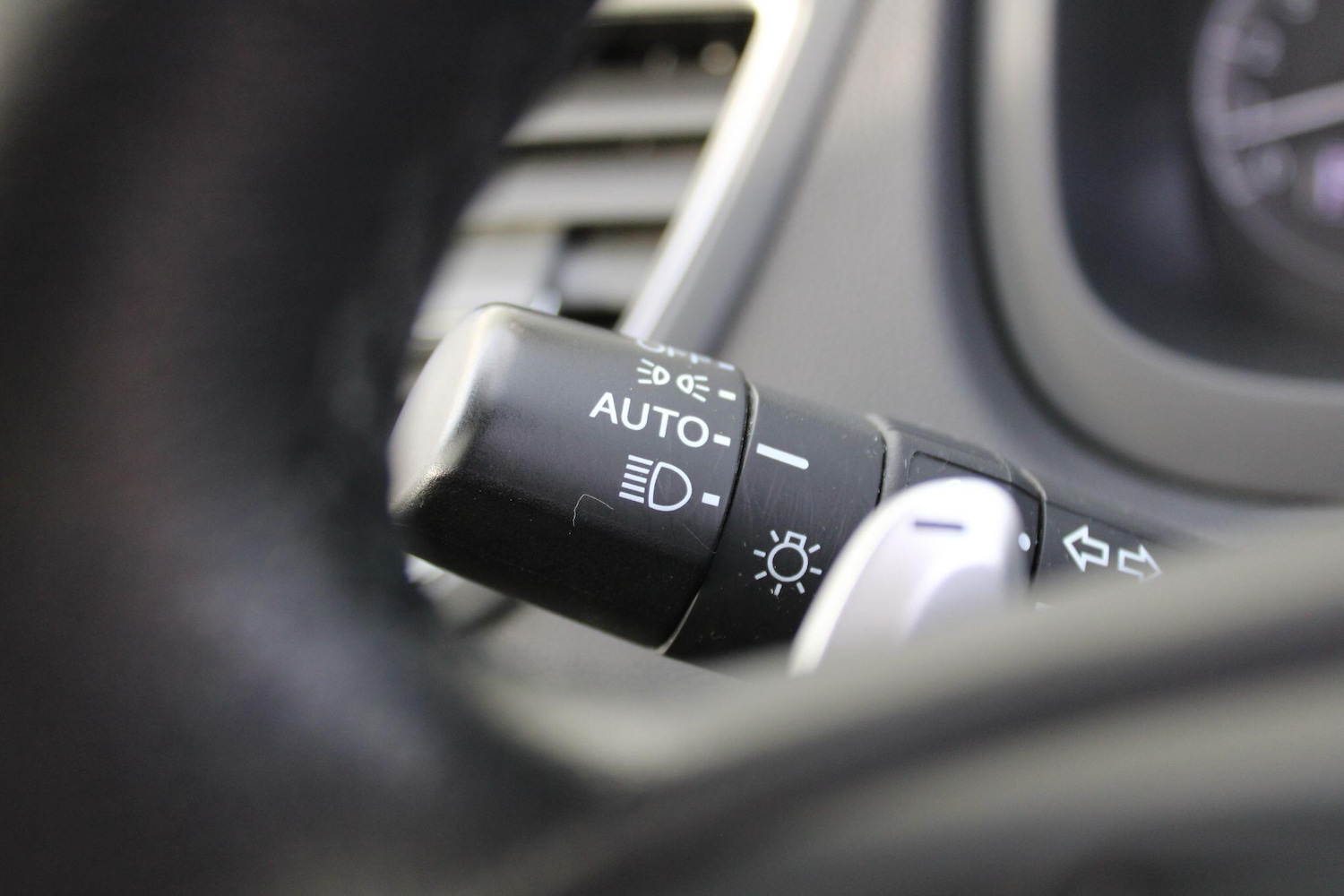 Used Honda CR-V 2018 for sale - 76610214: Photo 28