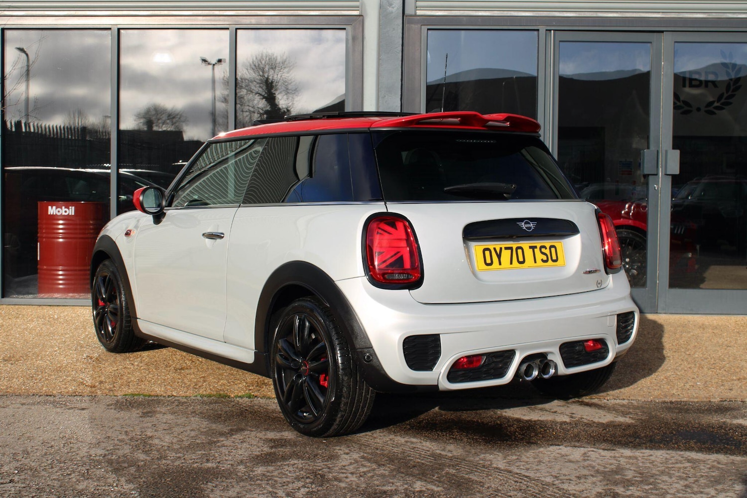 Used MINI Hatch 2020 for sale - 76899314: Photo 2