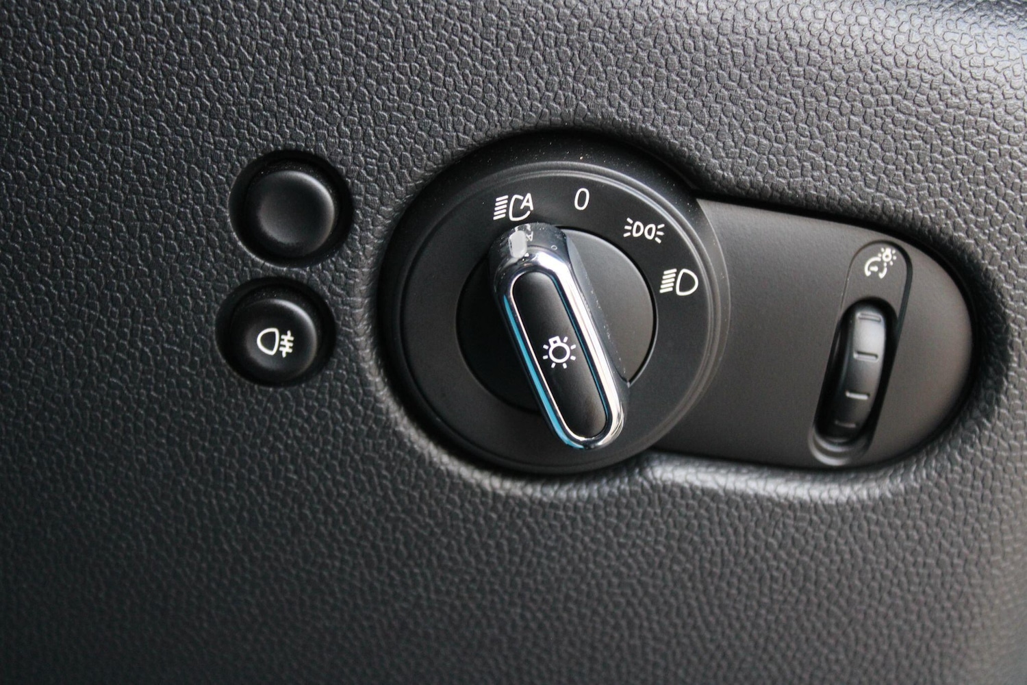 Used MINI Hatch 2020 for sale - 76899314: Photo 23