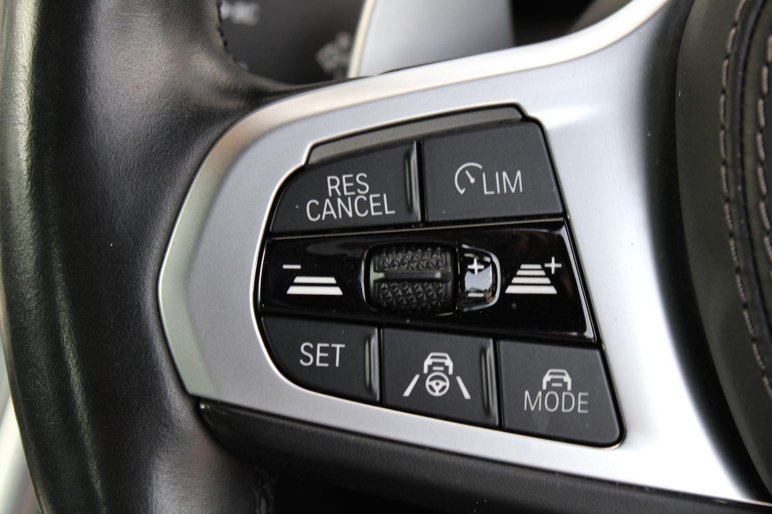 Used BMW 8 Series 2020 for sale - 76976812: Photo 28