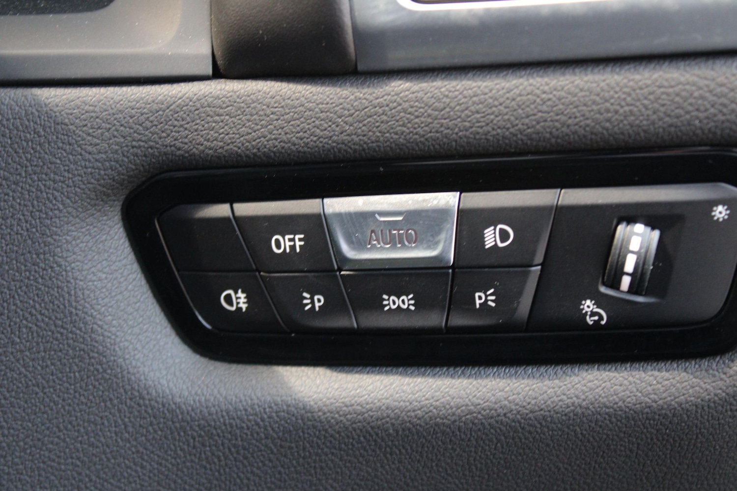 Used BMW 8 Series 2020 for sale - 76976812: Photo 31