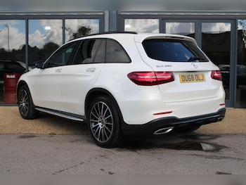 Used Mercedes-Benz GLC 2018 for sale - 76610215: Photo