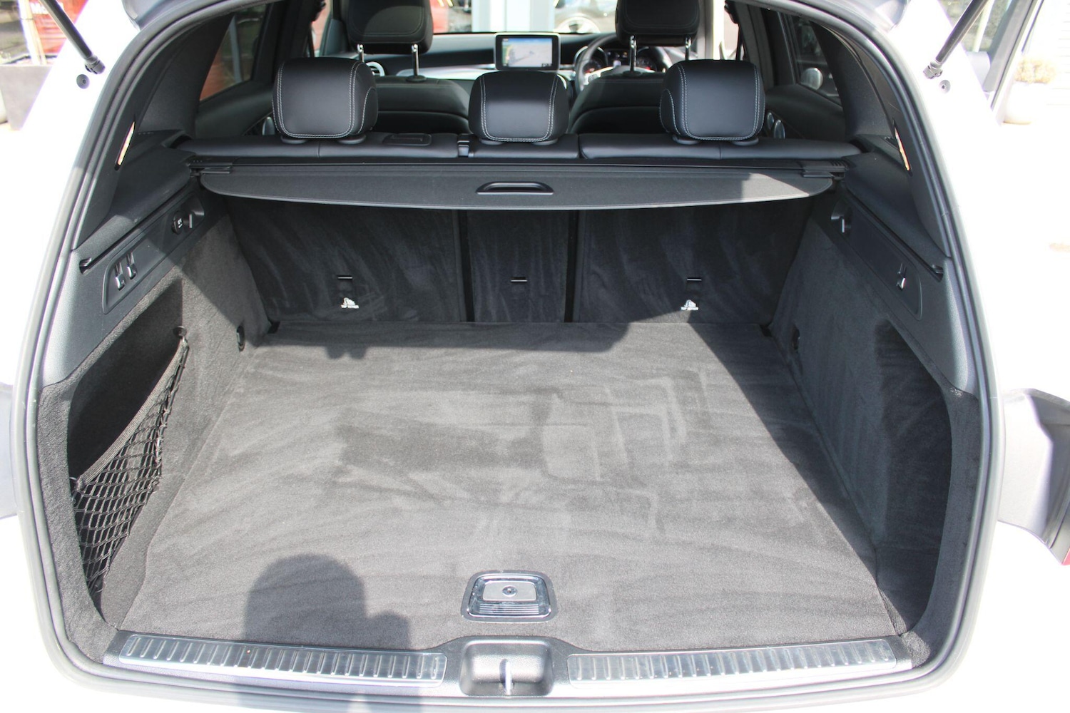 Used Mercedes-Benz GLC 2018 for sale - 76610215: Photo 43