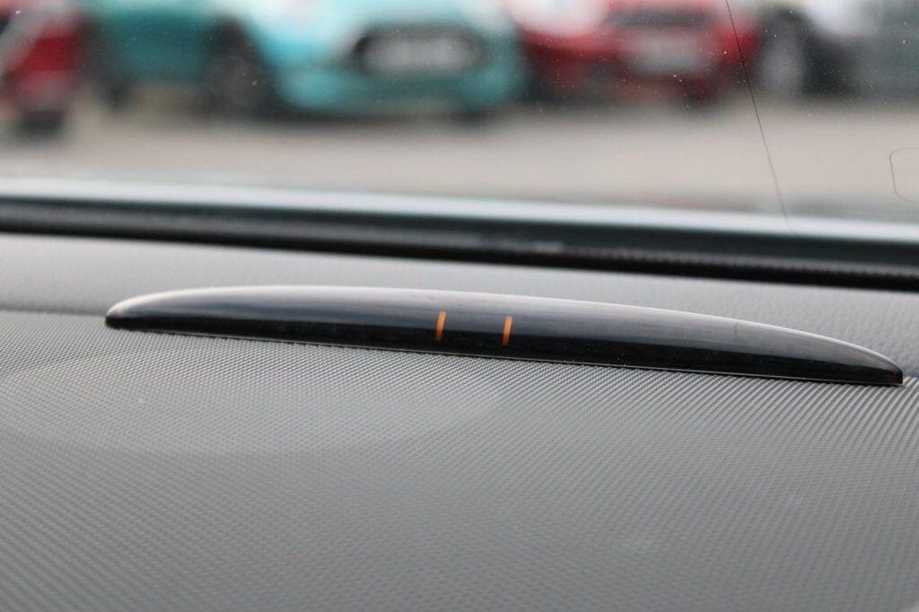 Used Mercedes-Benz SLC 2017 for sale - 76610222: Photo 22