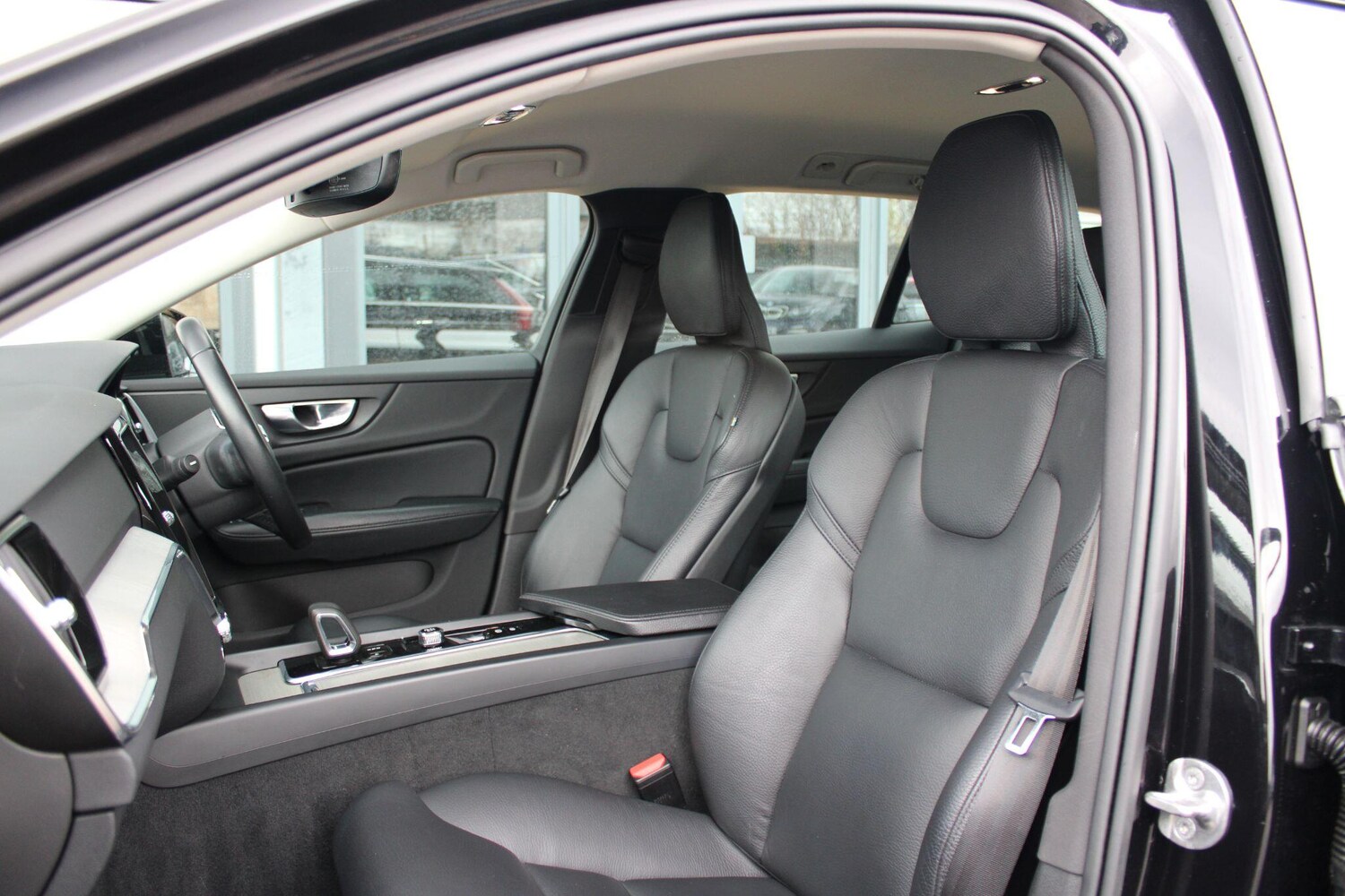 Used Volvo V60 Cross Country for sale - 77753772: Photo 14