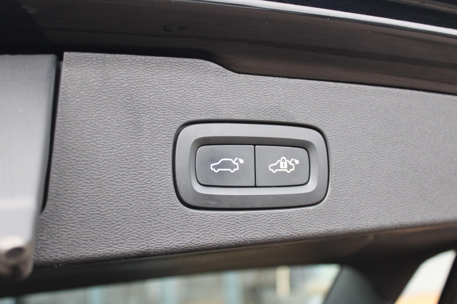 Used Volvo V60 Cross Country for sale - 77753772: Photo 35