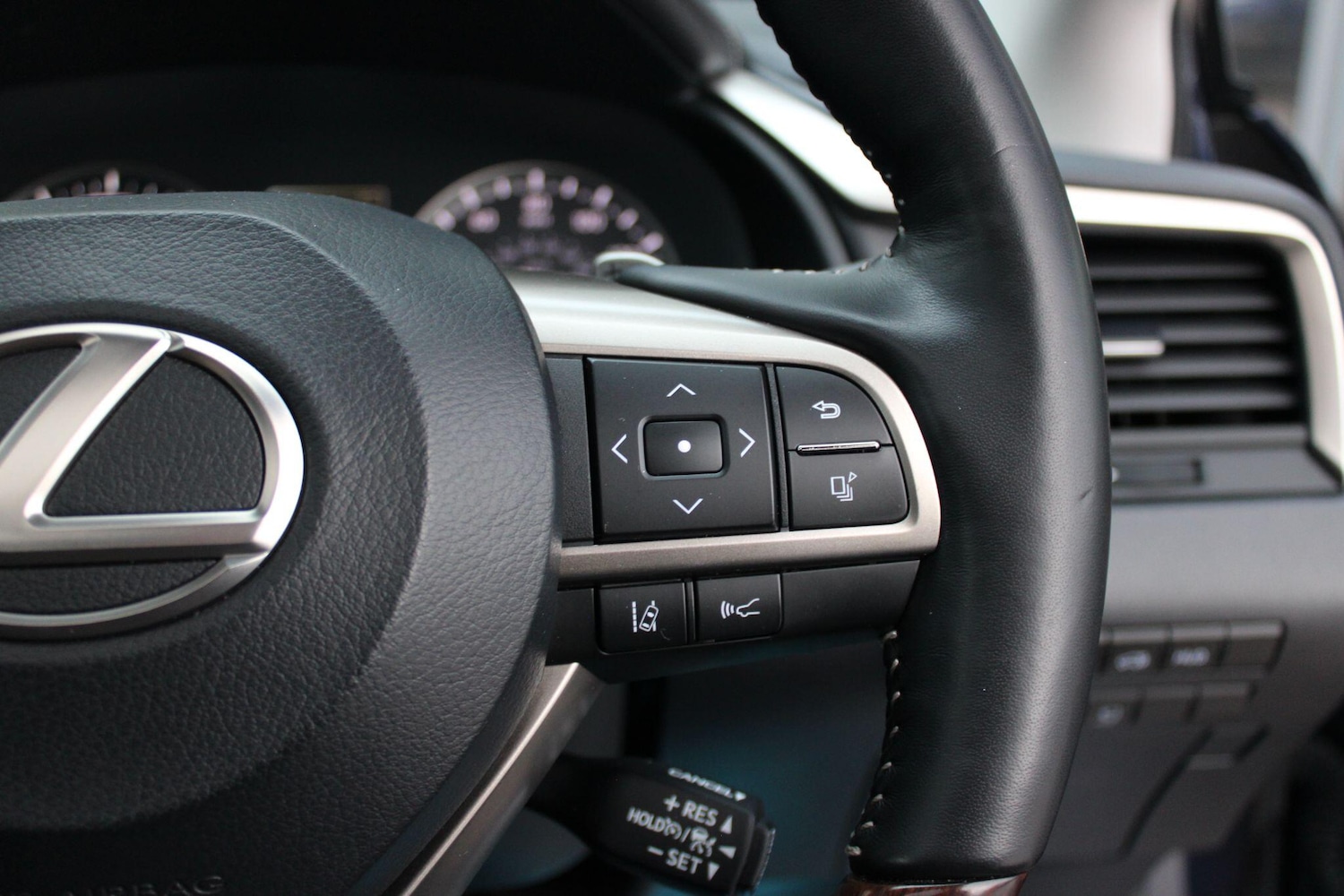 Used Lexus RX 2022 for sale - 77028992: Photo 28